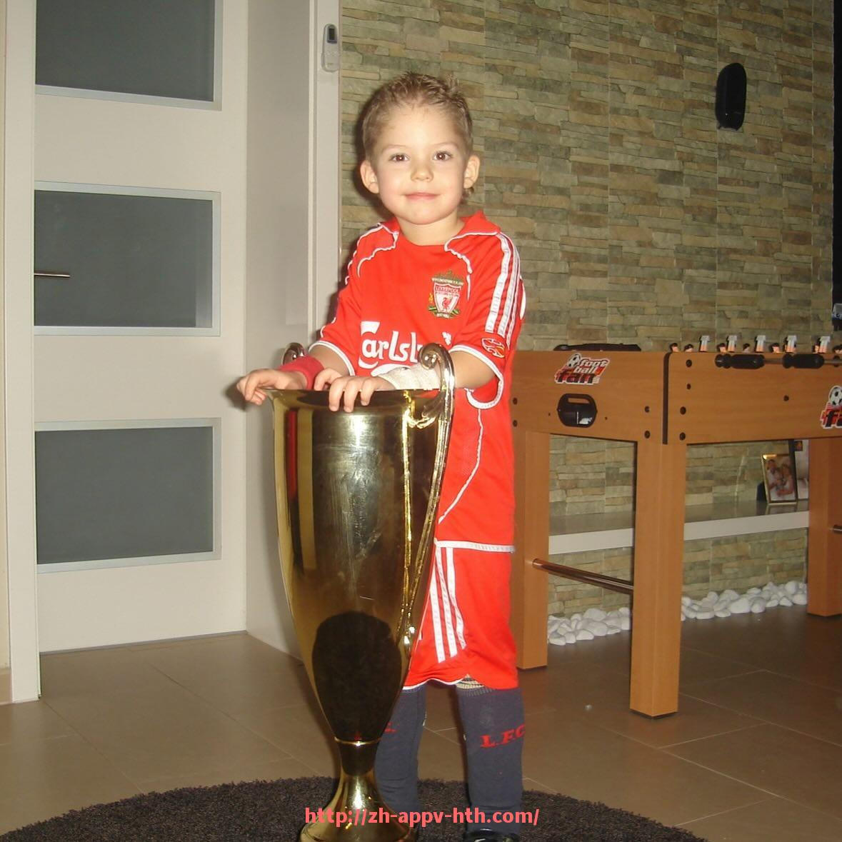 华体会hth官方网站下载-英超球员夏训计划与季前赛准备机制